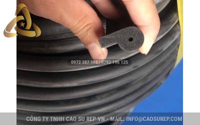 Tìm Hiểu Về Ron Cao Su Cửa Kho - Công Dụng Và Ứng Dựng Thực Tế