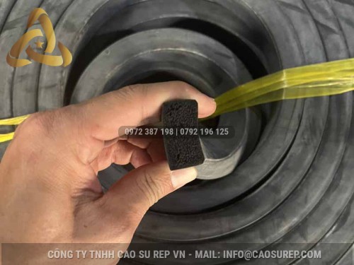 Gia Công Ron Cao Su Xốp EPDM 15x30 Theo Yêu Cầu