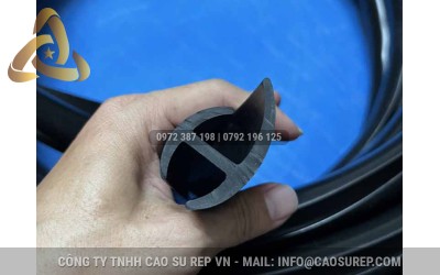 Ron Cao Su Cửa Thùng Xe Tải Chống Va Đập
