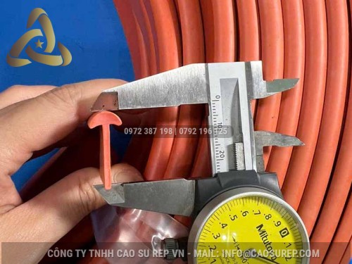 Ứng Dụng và Lợi Ích Ron Cao Su Màu Đỏ EPDM Chữ T Cao 24mm